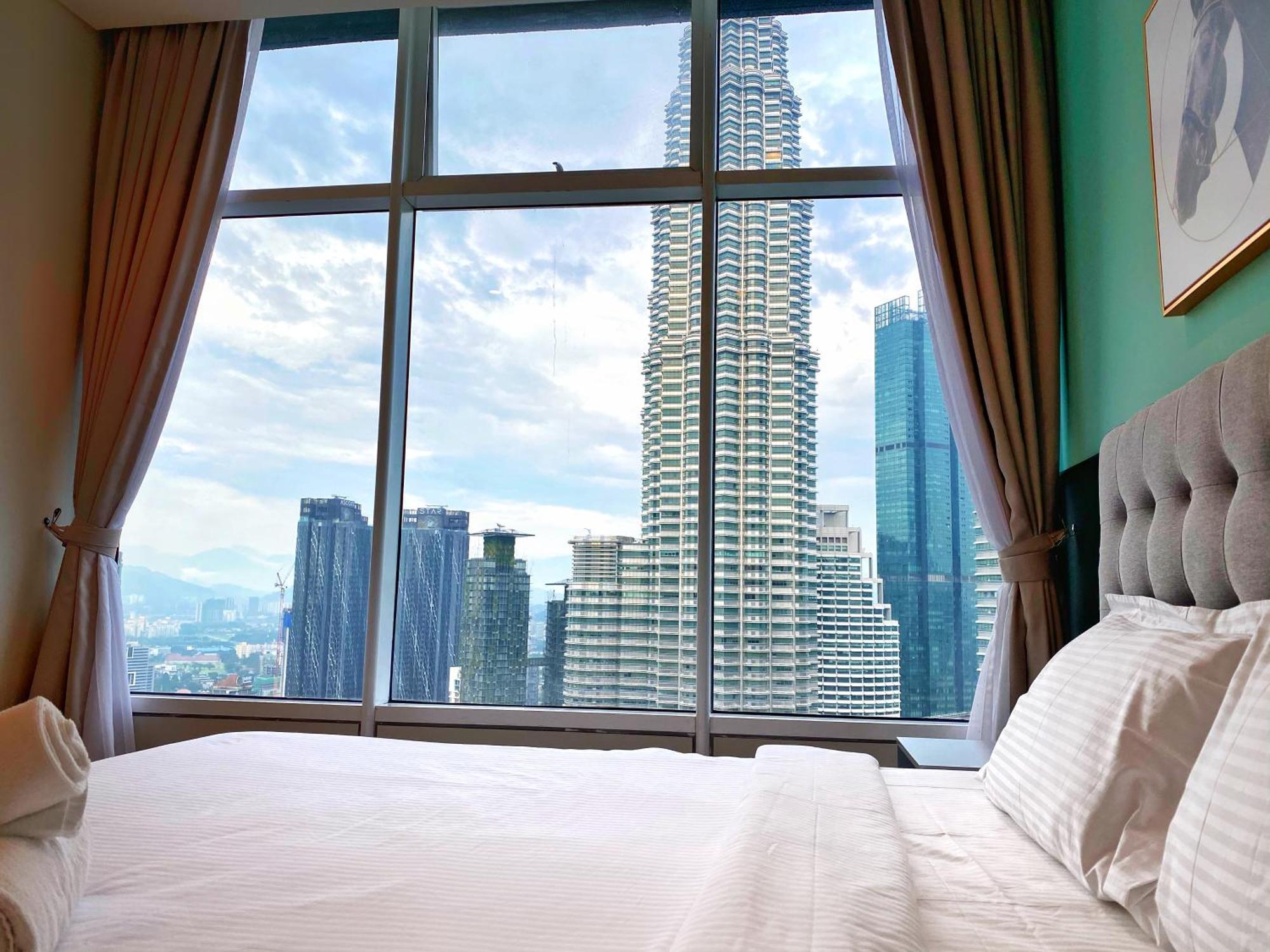 Sky Suites Klcc By Home Stay Kuala Lumpur Luaran gambar